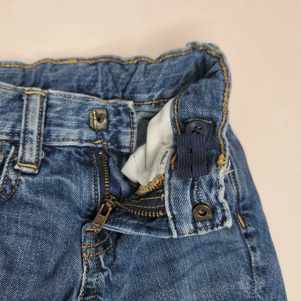 GAP Denim Shorts Size 2 Toddler